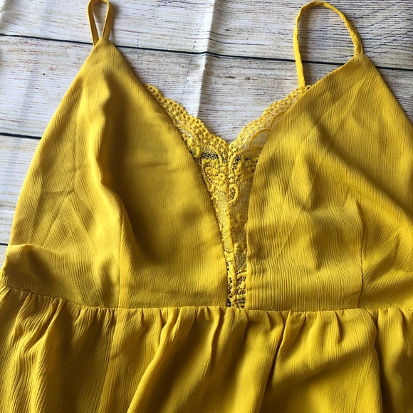 Lulu’s melena mustard yellow lace dress - Picture 6 of 6